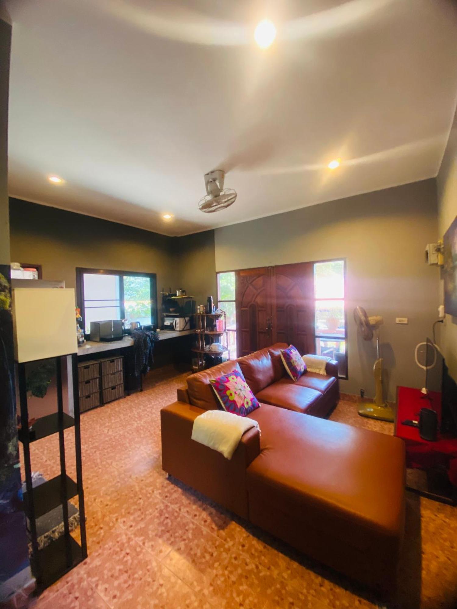 Beachfront Bungalow South Of プーケット エクステリア 写真